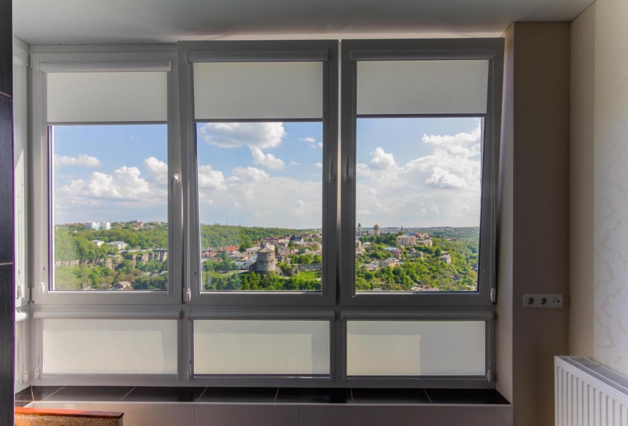 Rooms With Fortetsya View 2 Kamjanets-Podilskyj Exteriör bild